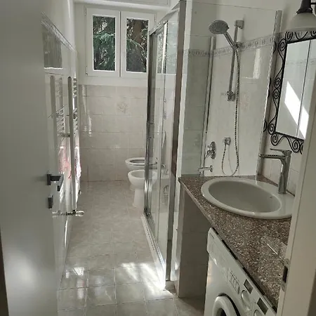Elegante Bilocale A Con Balcone Апартаменты