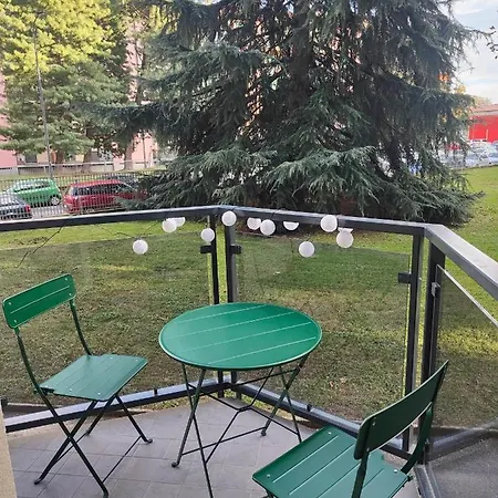 דירה Elegante Bilocale A Con Balcone מילאנו